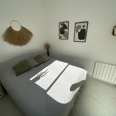 Exclusif Accès à *