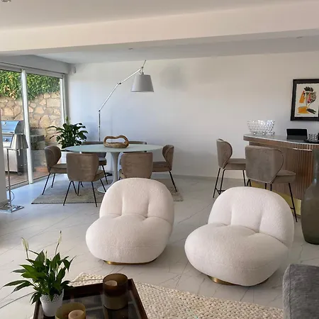 Exclusif Accès à Villa